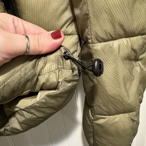 Urban Outfitters Lets Frans Hooded Square Puffer Jacket Green Size Medium - Picture 6 of 9